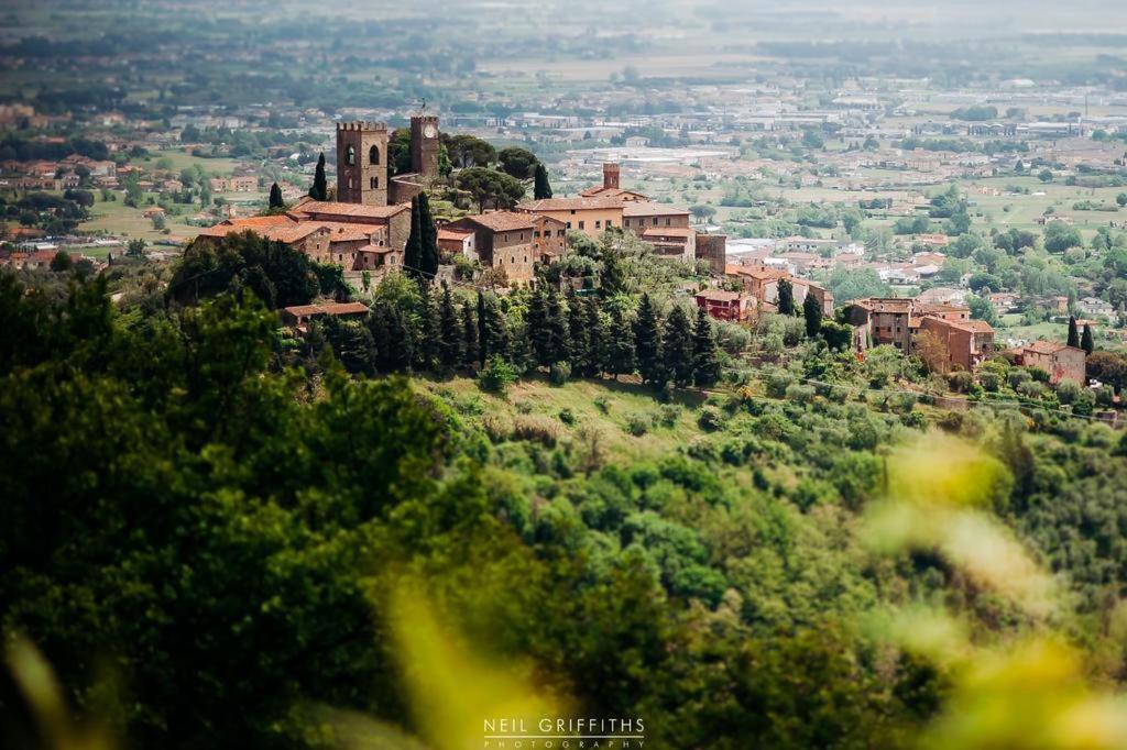 La Magione Dei Todaro Borgo a Buggiano Exterior photo